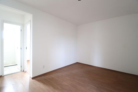 Sala de apartamento para alugar com 2 quartos, 47m² em Chácaras Tubalina E Quartel, Uberlândia