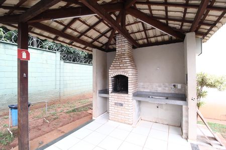 Apartamento para alugar com 50m², 2 quartos e 1 vagaÁrea comum - Churrasqueira