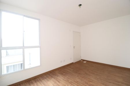 Sala de apartamento para alugar com 2 quartos, 50m² em Chácaras Tubalina E Quartel, Uberlândia