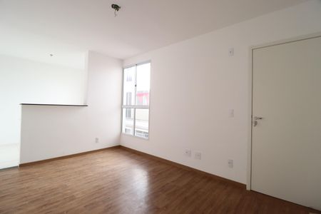 Sala de apartamento para alugar com 2 quartos, 50m² em Chácaras Tubalina E Quartel, Uberlândia