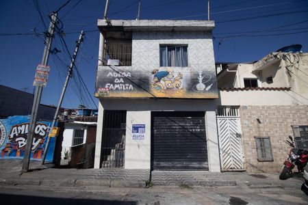 Fachada de kitnet/studio para alugar com 1 quarto, 40m² em Jardim Ataliba Leonel, São Paulo