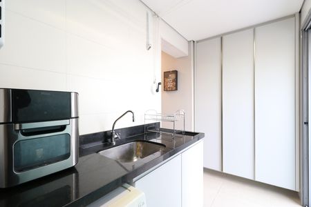 Apartamento à venda com 104m², 3 quartos e 2 vagas Cozinha e Área de serviço 