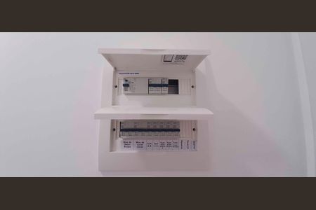 Apartamento para alugar com 55m², 2 quartos e 1 vaga Apartamento para alugar com 55m², 2 quartos e 1 vagaQuadro de Luz