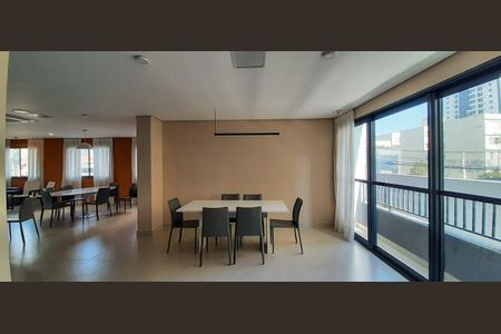 Apartamento para alugar com 55m², 2 quartos e 1 vaga Apartamento para alugar com 55m², 2 quartos e 1 vagaÁrea comum - Salão de Festas