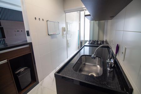 Apartamento à venda com 72m², 2 quartos e 1 vaga Apartamento à venda com 72m², 2 quartos e 1 vagaCozinha