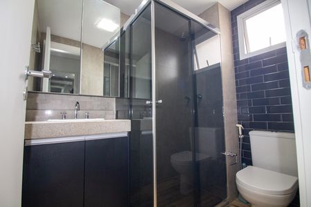 Apartamento à venda com 72m², 2 quartos e 1 vaga Apartamento à venda com 72m², 2 quartos e 1 vagaBanheiro da Suíte