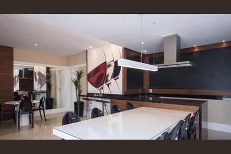 Apartamento à venda com 72m², 2 quartos e 1 vaga Apartamento à venda com 72m², 2 quartos e 1 vagaÁrea comum - Salão de Festas Gourmet