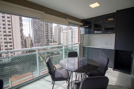 Apartamento à venda com 72m², 2 quartos e 1 vaga Apartamento à venda com 72m², 2 quartos e 1 vagaVaranda