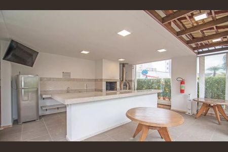 Apartamento à venda com 72m², 2 quartos e 1 vaga Apartamento à venda com 72m², 2 quartos e 1 vagaÁrea comum - Churrasqueira