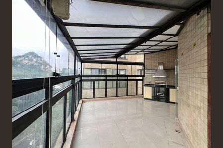 Apartamento à venda com 271m², 3 quartos e 4 vagas