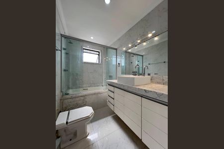 Apartamento à venda com 271m², 3 quartos e 4 vagas