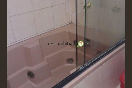 Casa à venda com 202m², 4 quartos e sem vaga