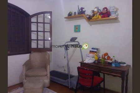 Casa à venda com 4 quartos, 202m² em Vila Morse, São Paulo