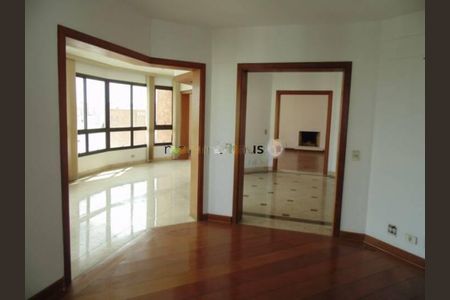 Apartamento à venda com 255m², 4 quartos e 4 vagas