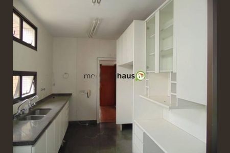 Apartamento à venda com 255m², 4 quartos e 4 vagas
