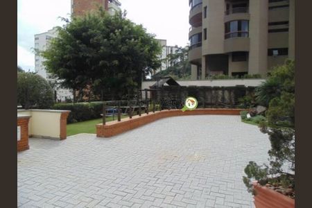 Apartamento à venda com 255m², 4 quartos e 4 vagas