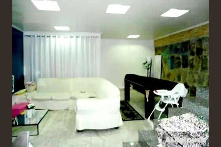 Casa à venda com 3 quartos, 200m² em Taquara, Rio de Janeiro