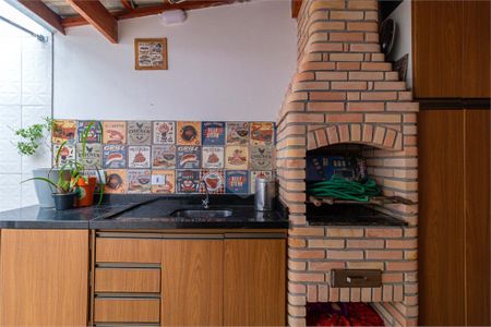 Casa à venda com 3 quartos, 107m² em Vila Constanca, São Paulo