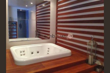 Apartamento à venda com 168m², 4 quartos e sem vaga