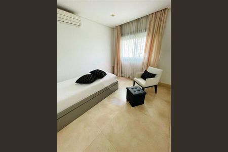 Apartamento à venda com 2 quartos, 142m² em Parque do Morumbi, São Paulo