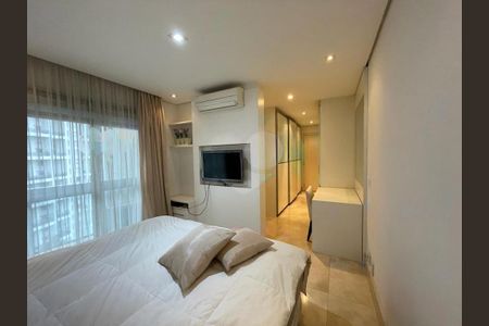 Apartamento à venda com 2 quartos, 142m² em Parque do Morumbi, São Paulo