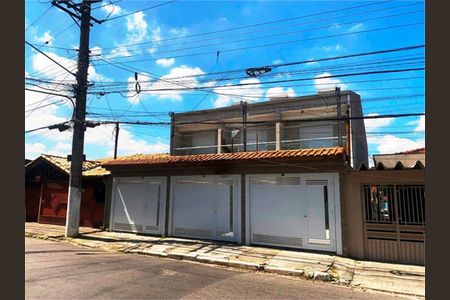 Casa à venda com 143m², 3 quartos e 2 vagas