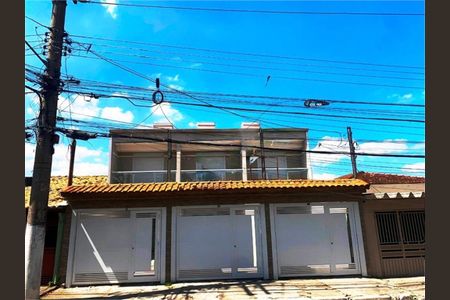 Casa à venda com 143m², 3 quartos e 2 vagas