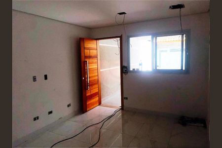 Casa à venda com 143m², 3 quartos e 2 vagas