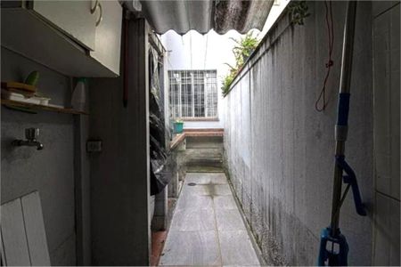 Casa à venda com 3 quartos, 120m² em Cambuci, São Paulo