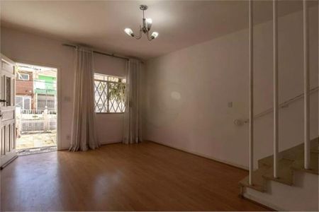 Casa à venda com 3 quartos, 120m² em Cambuci, São Paulo