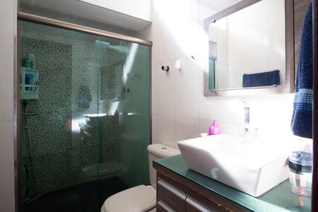 Casa à venda com 125m², 2 quartos e 1 vagaBanheiro