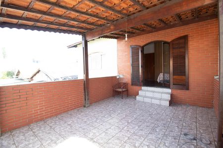 Casa à venda com 125m², 2 quartos e 1 vagaVaranda - Quarto 1