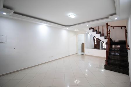 Sala de casa à venda com 2 quartos, 125m² em Jardim Santa Cecilia, Guarulhos