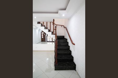Casa à venda com 125m², 2 quartos e 1 vagaEscada