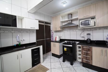 Casa à venda com 125m², 2 quartos e 1 vagaCozinha - Armários