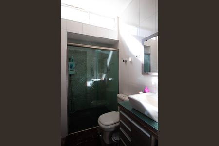 Casa à venda com 125m², 2 quartos e 1 vagaBanheiro
