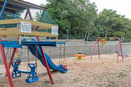 Apartamento à venda com 48m², 2 quartos e 1 vaga Apartamento à venda com 48m², 2 quartos e 1 vagaÁrea comum - Playground