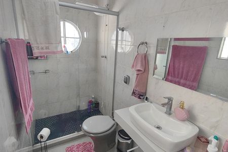 Casa para alugar com 202m², 4 quartos e 2 vagas Casa para alugar com 202m², 4 quartos e 2 vagasBanheiro da Suíte 1
