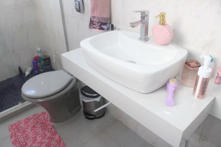 Casa para alugar com 202m², 4 quartos e 2 vagasBanheiro da Suíte 1
