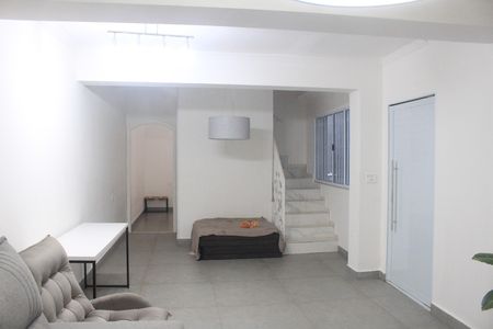 Sala de casa para alugar com 4 quartos, 202m² em Jardim Sao Caetano, São Caetano do Sul