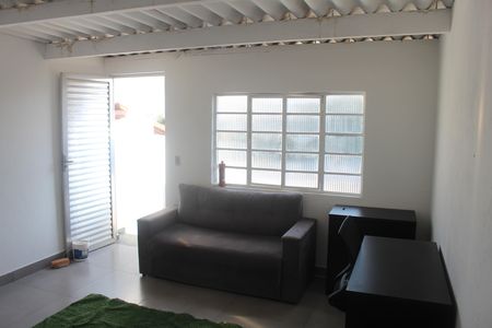 Casa para alugar com 202m², 4 quartos e 2 vagasEscritório