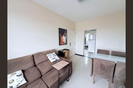 Apartamento à venda com 65m², 2 quartos e 1 vagaSala