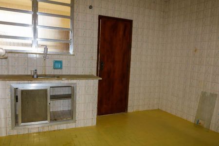 Apartamento para alugar com 74m², 2 quartos e 2 vagasCozinha