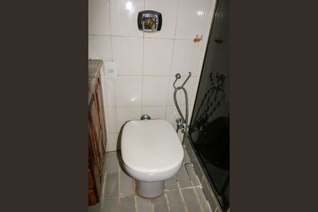 Apartamento para alugar com 74m², 2 quartos e 2 vagasBanheiro