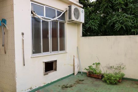 Apartamento para alugar com 74m², 2 quartos e 2 vagasÁrea de Serviço