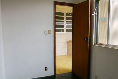 Apartamento para alugar com 74m², 2 quartos e 2 vagasQuarto de Serviço