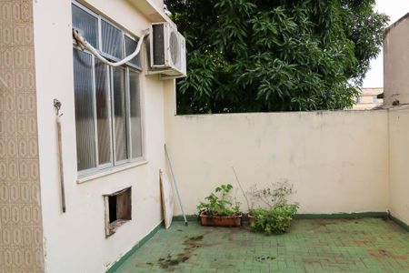 Apartamento para alugar com 74m², 2 quartos e 2 vagasVista do Quarto de Serviço