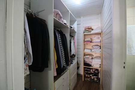 Casa de condomínio para alugar com 275m², 5 quartos e 5 vagasQuarto - Closet