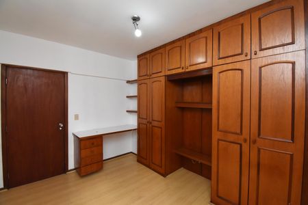 Apartamento para alugar com 114m², 3 quartos e 1 vagaQuarto 3
