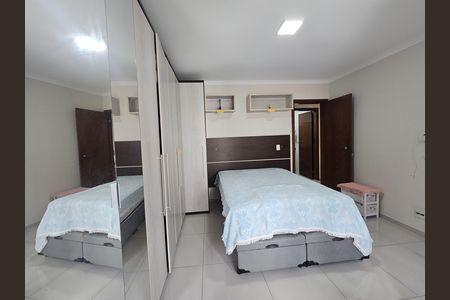 Apartamento à venda com 80m², 3 quartos e 2 vagasQuarto 